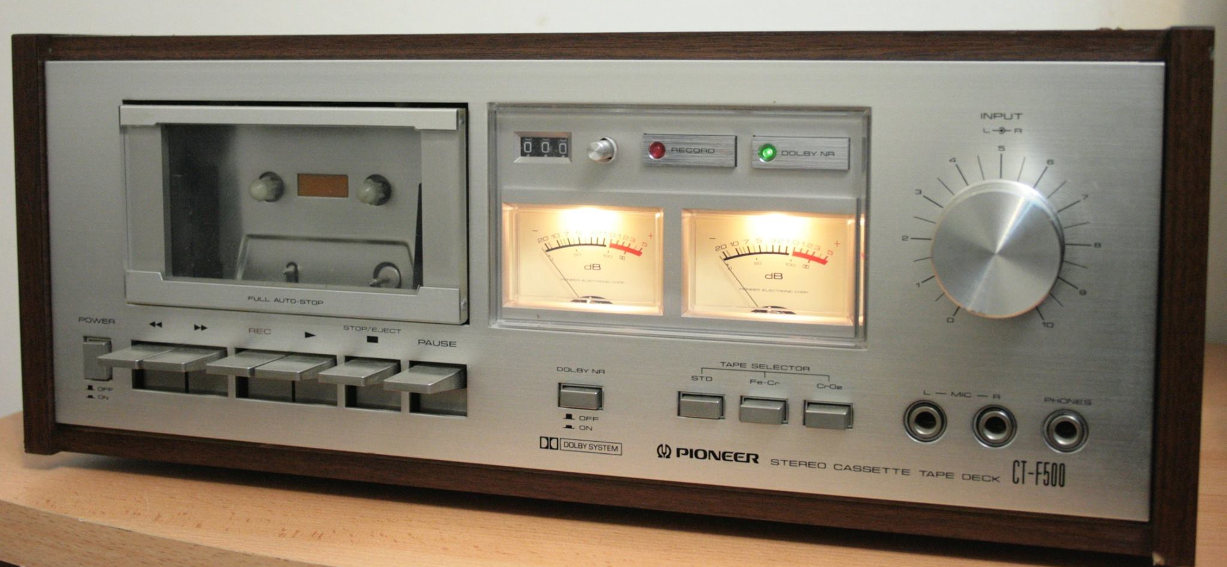Pioneer F 500